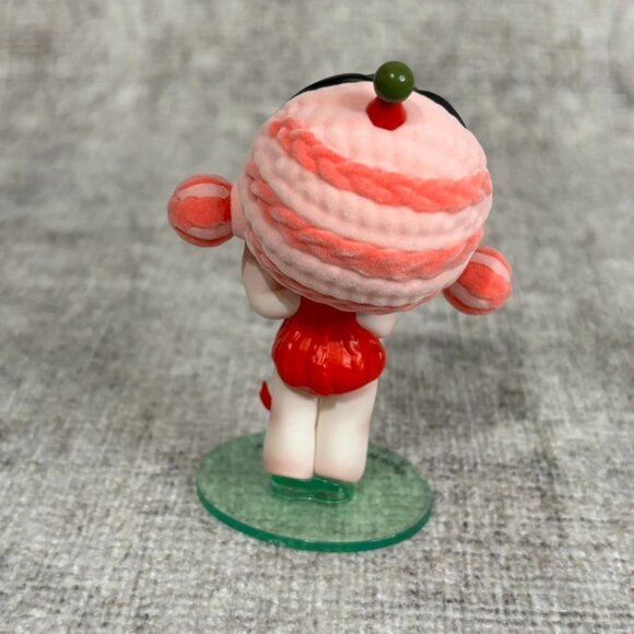 Skullpanda Getting Dressed Figure w/ Card Pop Mart Tell Me What You Want Series - Picture 6 of 8